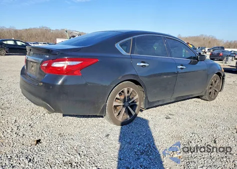 2016 Nissan Altima 2.5 z USA, uszkodzony, nr VIN 1N4AL3AP5GC291263